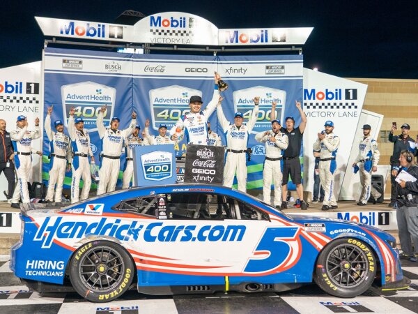 Kyle Larson #5 NASCAR 2024 HMS Hendrickcars.com Kansas Race Win 1:64