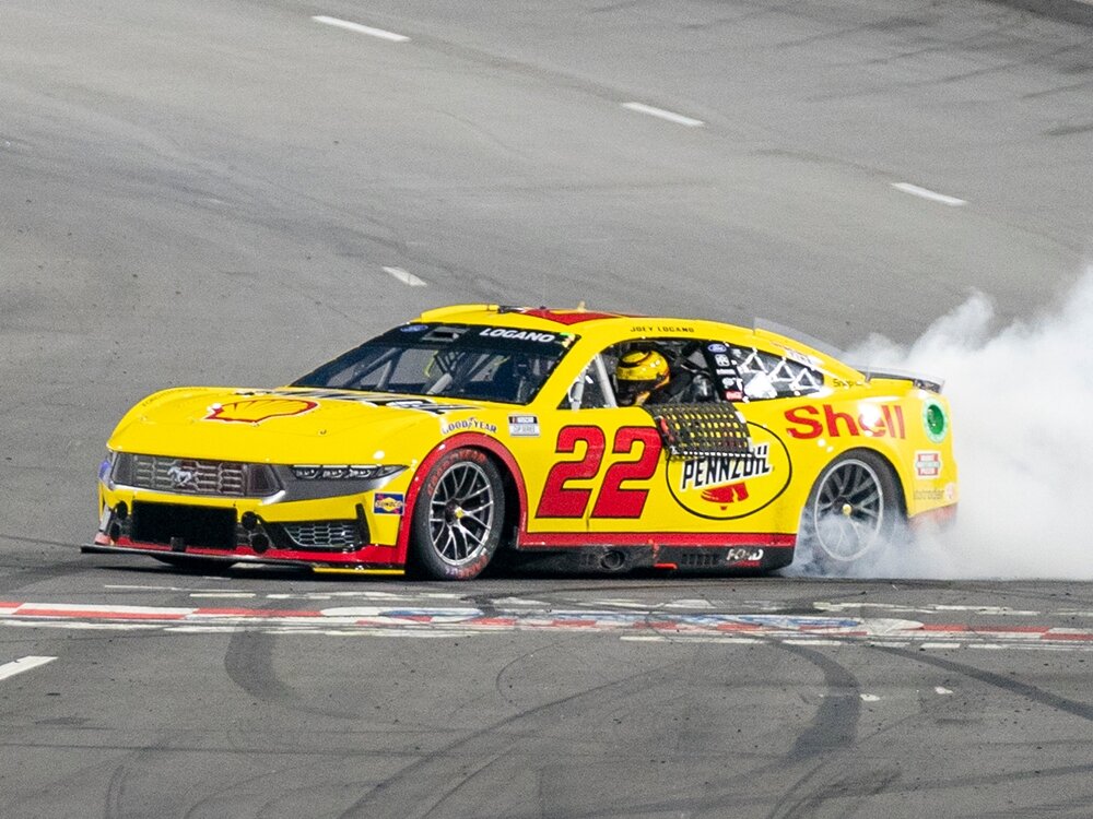 Joey Logano #22 NASCAR 2024 TP Ford Shell-Pennzoil North Wilkesboro R ...