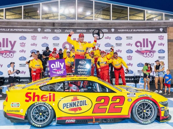 Joey Logano #22 NASCAR 2024 TP Ford Shell-Pennzoil Nashville Race Win 1:24 Elite