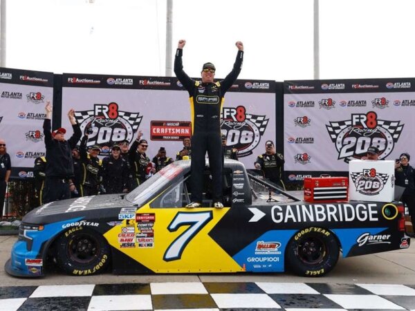 Kyle Busch #7 NASCAR 2025 RCR Chevrolet Truck Gainbridge Atlanta Race Win 1:64